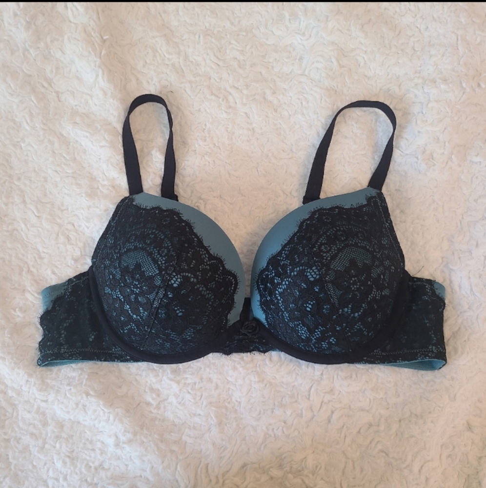 Torrid♡ 40B eyelash lace pushup plunge bra